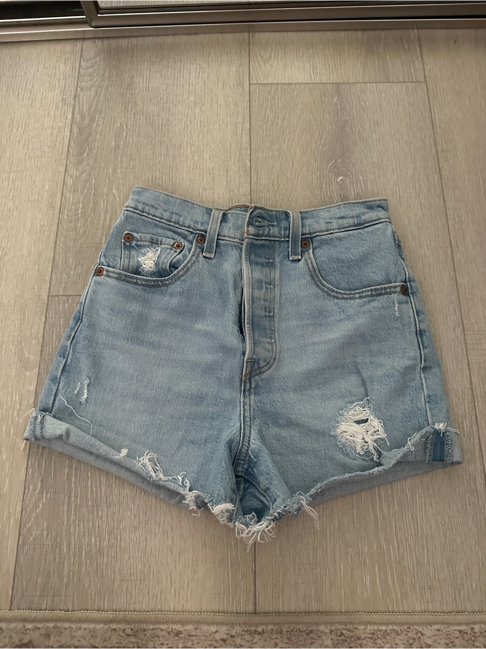 Levi’s ribcage short Blue Distressed Women's Denim Shorts
